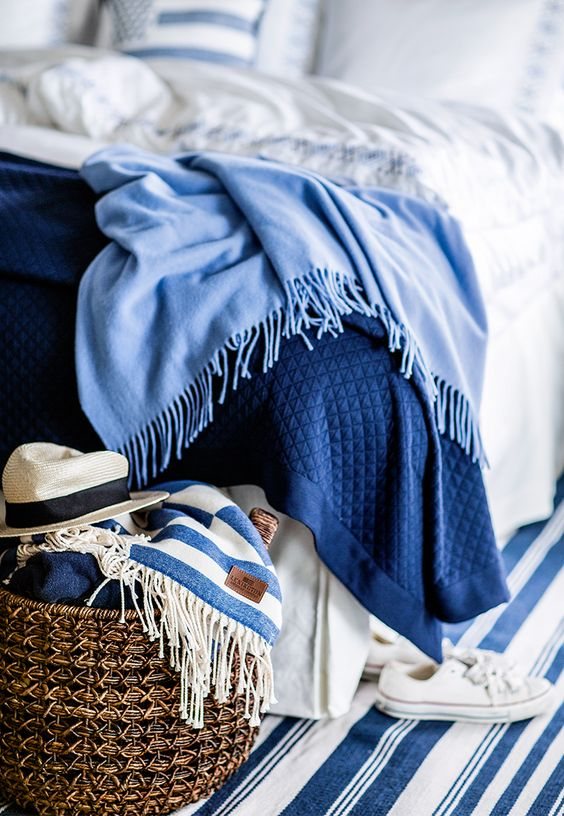 navy blue and white bedroom inspiration ideas