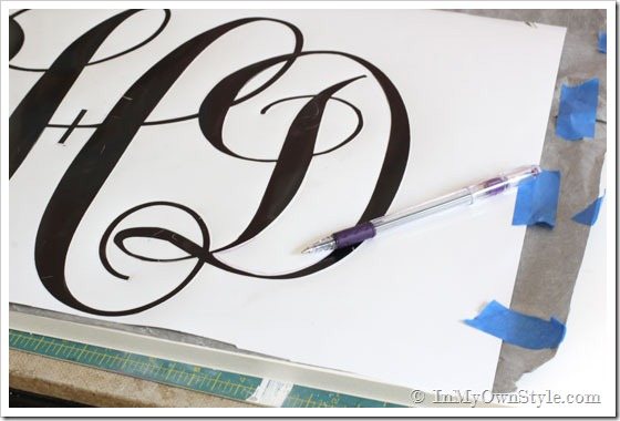 How-to-make and enlarge a monogram