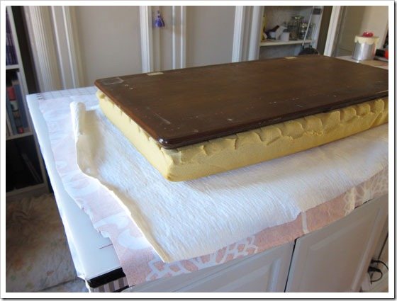 How to cover a cushion with fabric