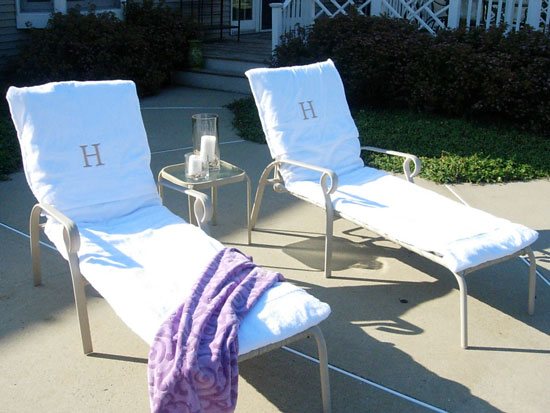 How to make an outdoor chair cover with a towel