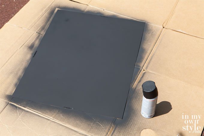 How-to-make-a-chalkboard-out-of-acetate