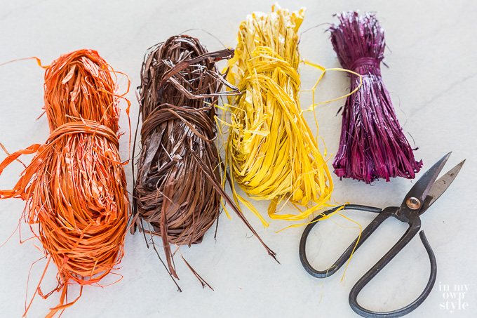 How to make raffia tassels for fall decorating. step by step tutorial.