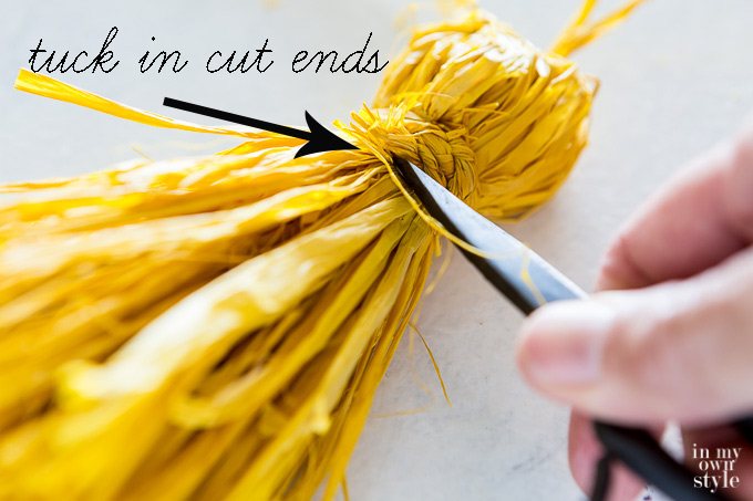 cut-ends of raffia