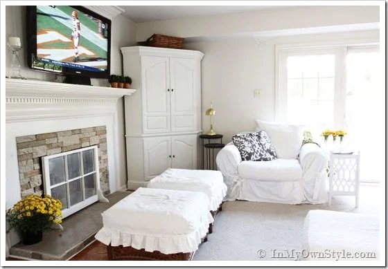 1-Family-Room-cabinet-and-t