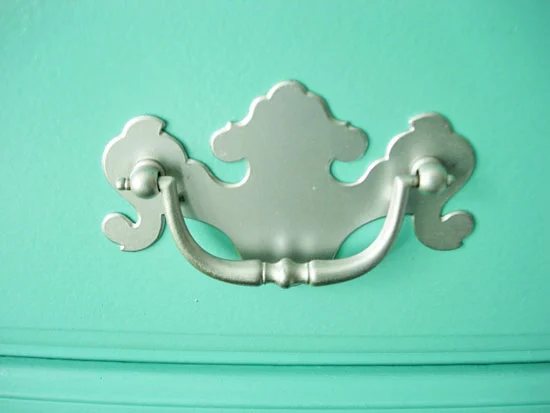 How to Spray Paint a Drawer Pull