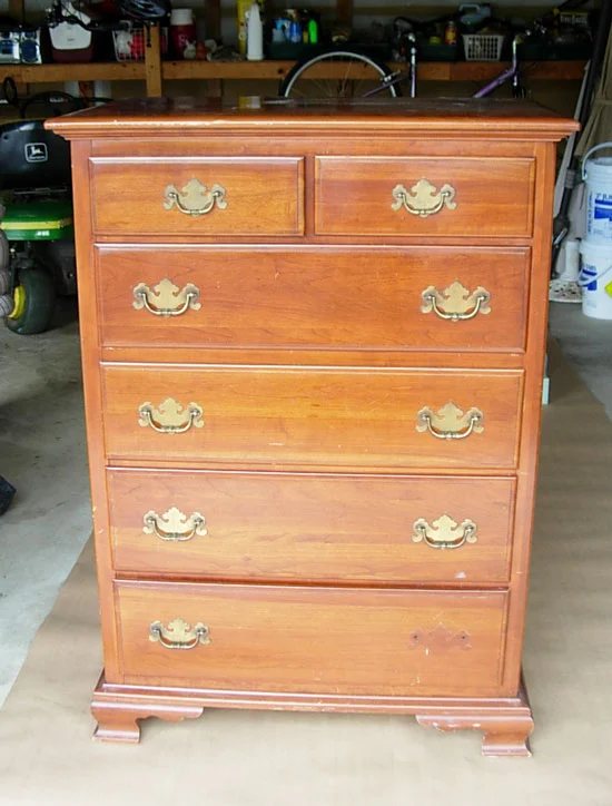 How to paint wood furniture