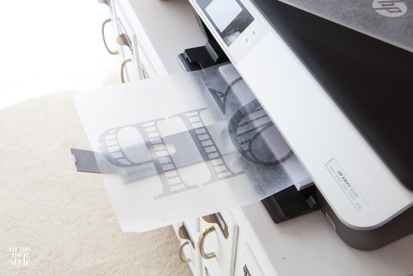 How-to-transfer-images-with-wax-paper-and-a-computer-printer