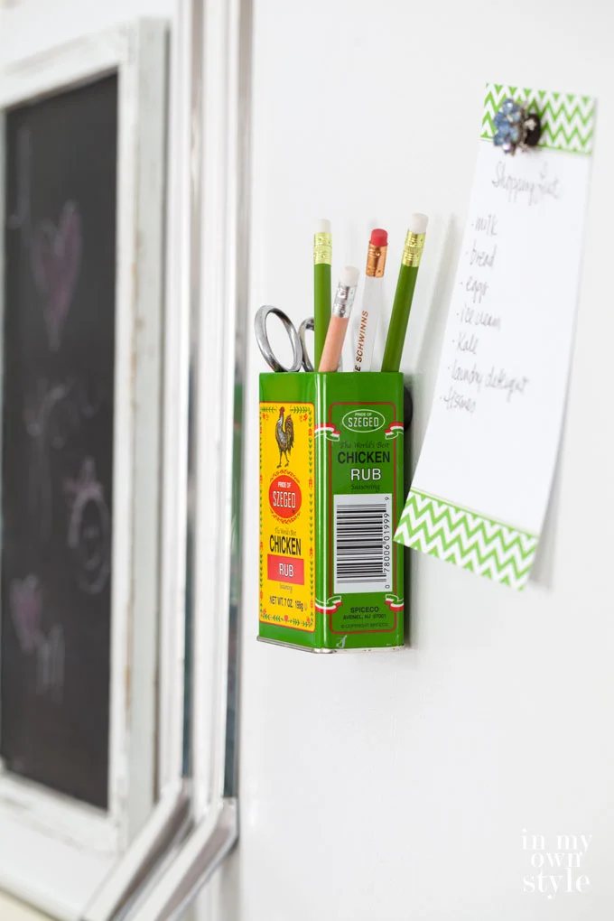 Clever and useful way to repurpose colorful spice tins | Oducu