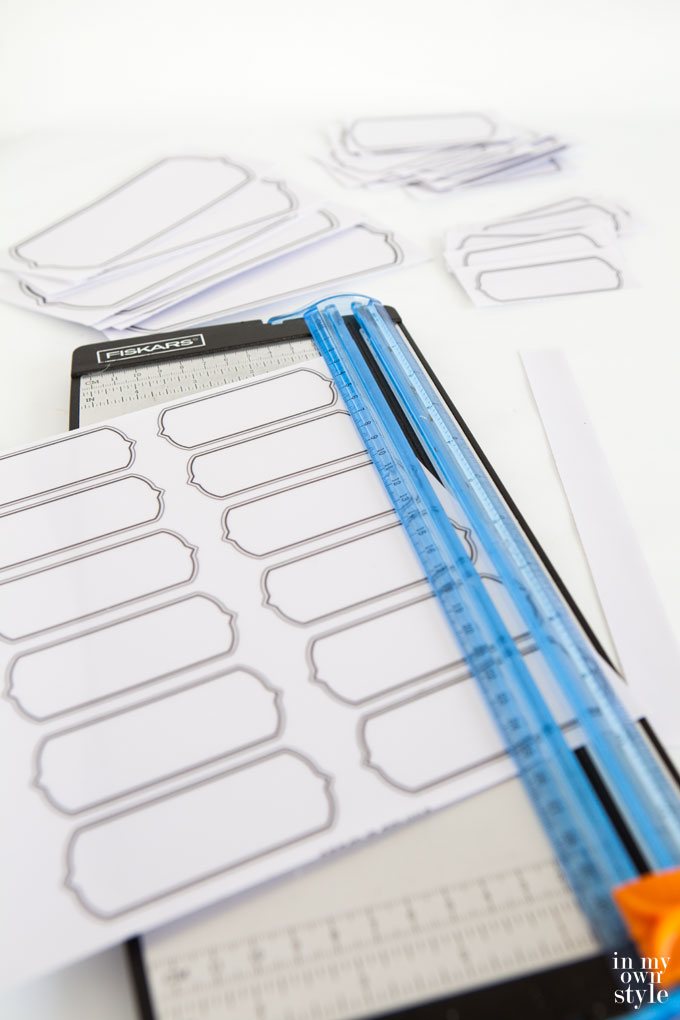 How-to-cut-free-printable-labels