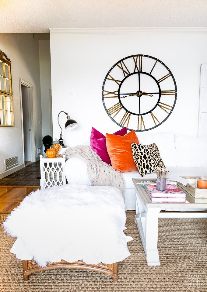 decorated-for-fall-living-room-2016