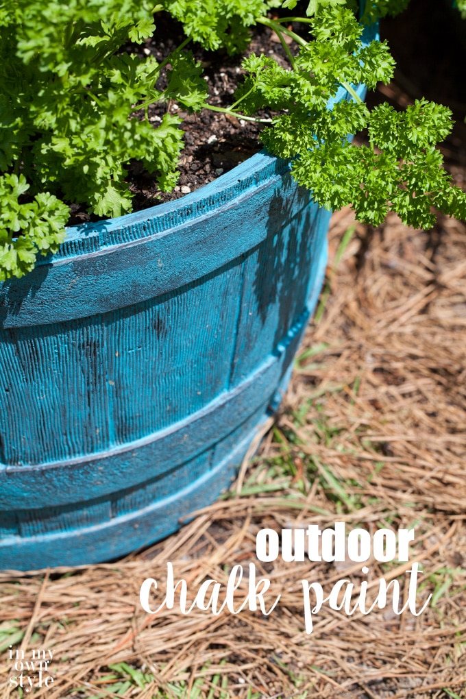 Outdoor-chalk-paint