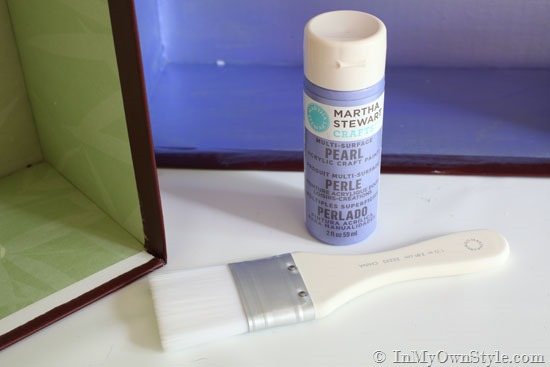 How-to-paint-the-inside-of-a-box