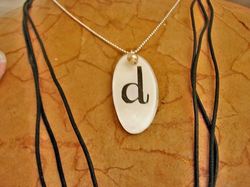 How to make eyeglass jewelry