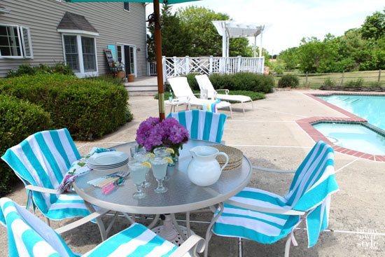 Arranging-Deck-and-patio-furniture-ideas