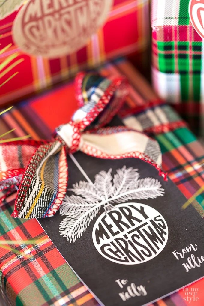 christmas-printable ornament-chalkboard-gift-tag