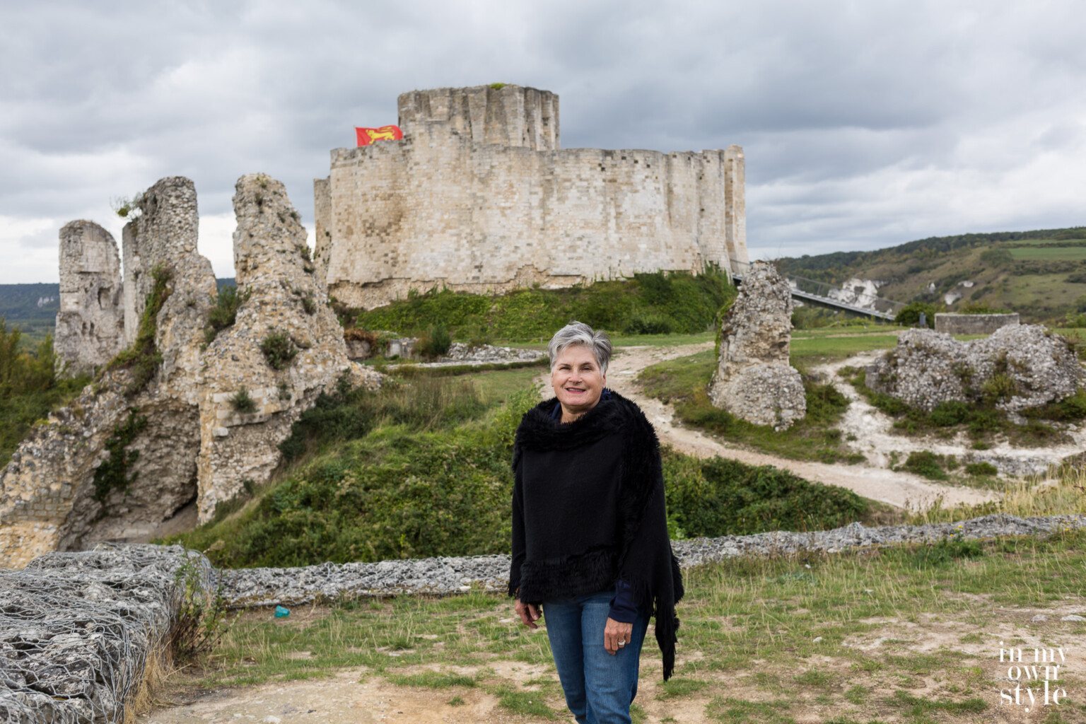 Diane of Oducu by the ruins of the Chateau Gaillard