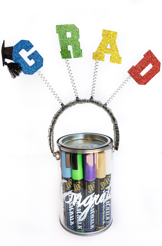 Graduation gift to give to high school seniors