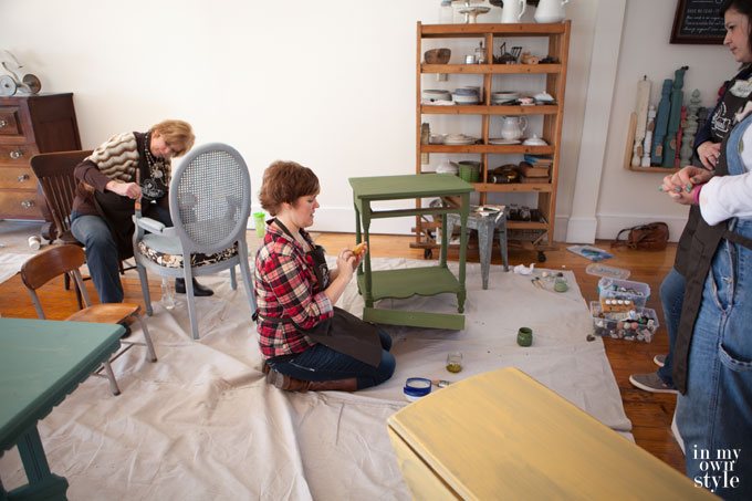 How-to-paint-with-milk-paint-workshop