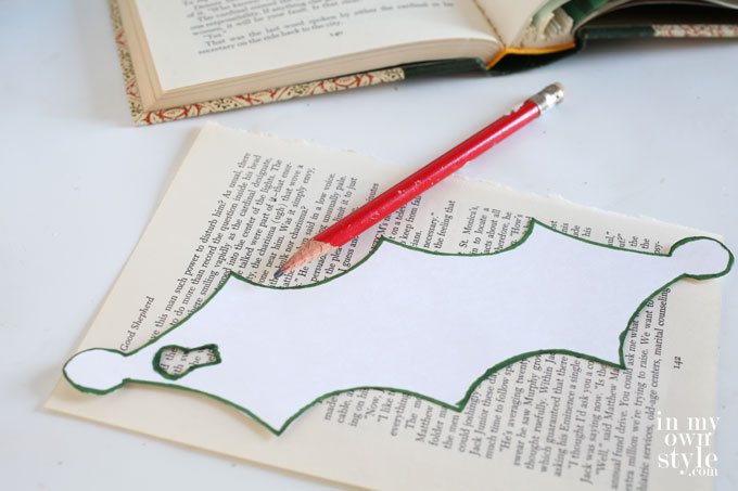 Holly-leaf-pattern-and-template