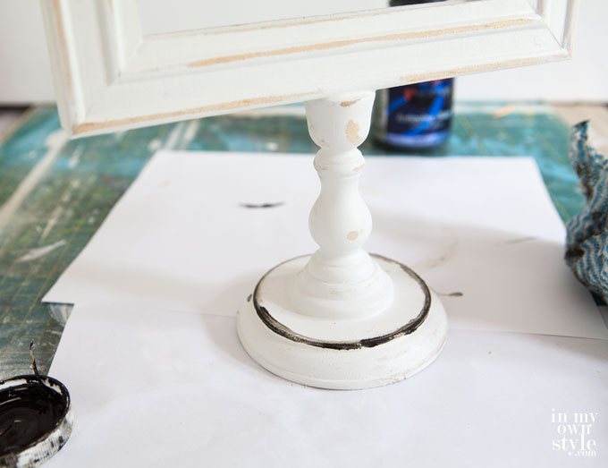 How-to-use-antiquing-glaze-on-wood-furniture-and-accessories