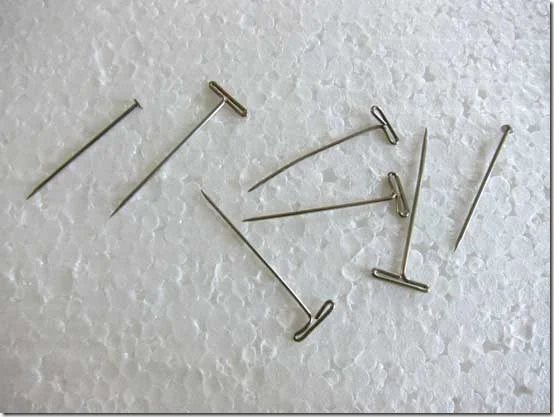 Straight-pins-I-use-when-DI