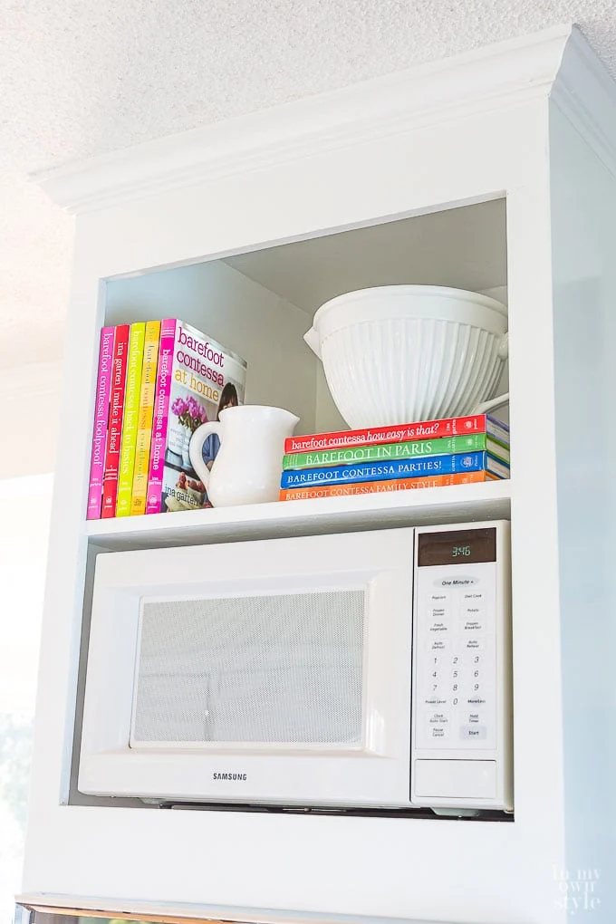 Tips for caulking before painting kitchen cabinets