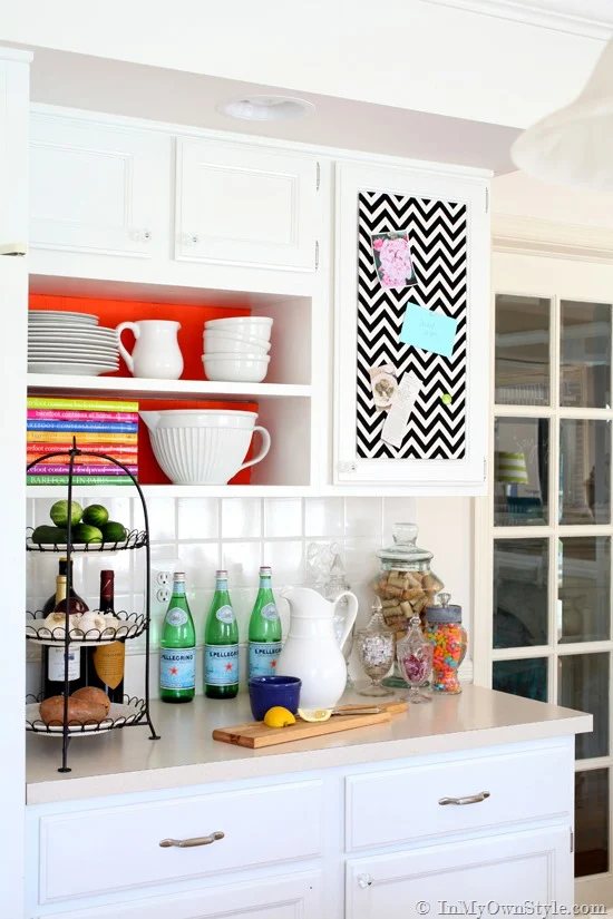 Kitchen-Decorating-Ideas-on-a-Budget-using-color