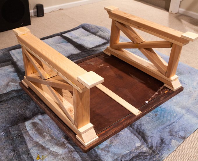 How to make a table base using 2 x 4's