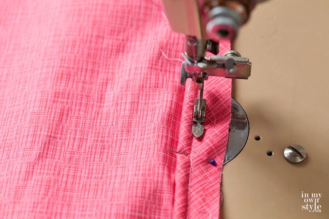 How-to-sew-a-slipcover-for-an-ottoman