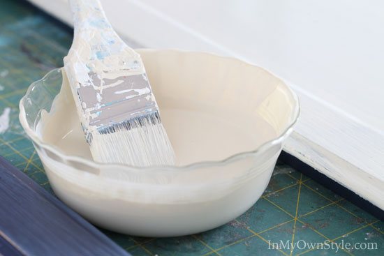 How-to-mix-up-a-batch-of-DIY-chalk-paint