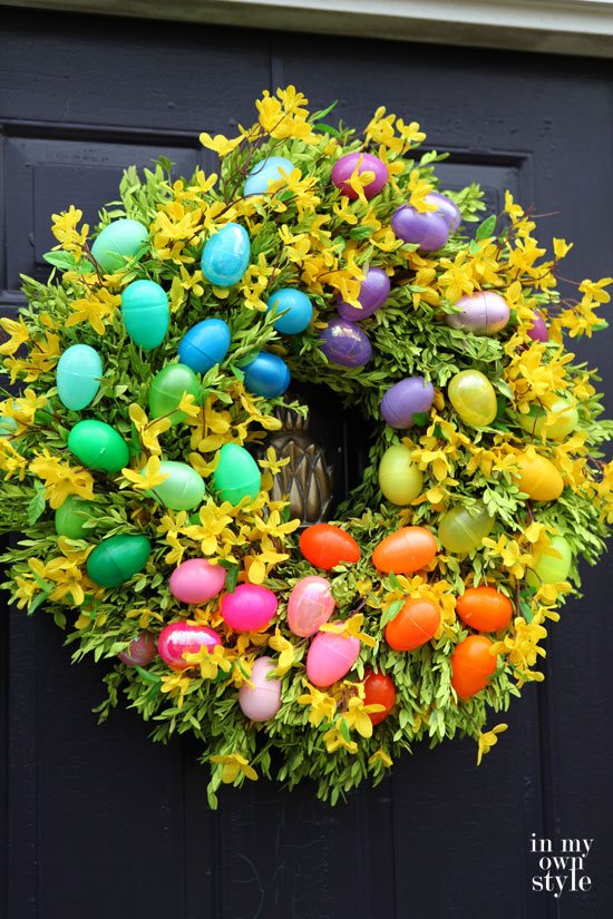 Plastic-Easter-Egg-Wreath