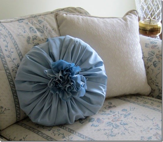 How-to-make-a-no-sew-rosett