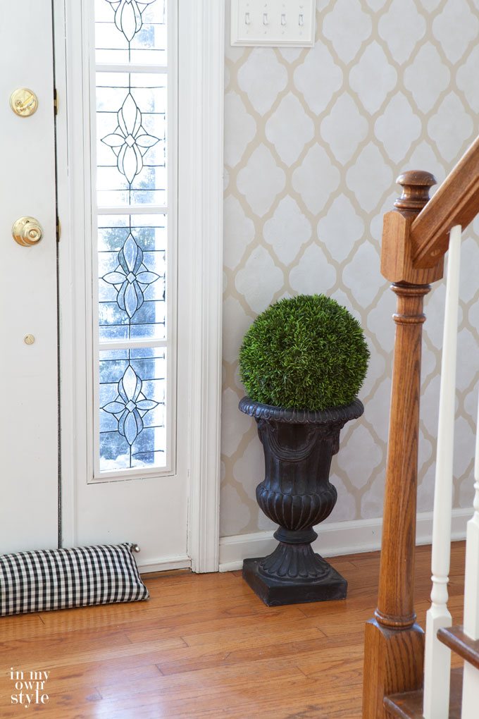 Foyer-decorating-ideas