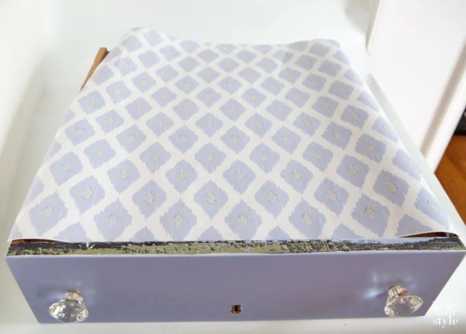 how-to-line-a-drawer-with-paper