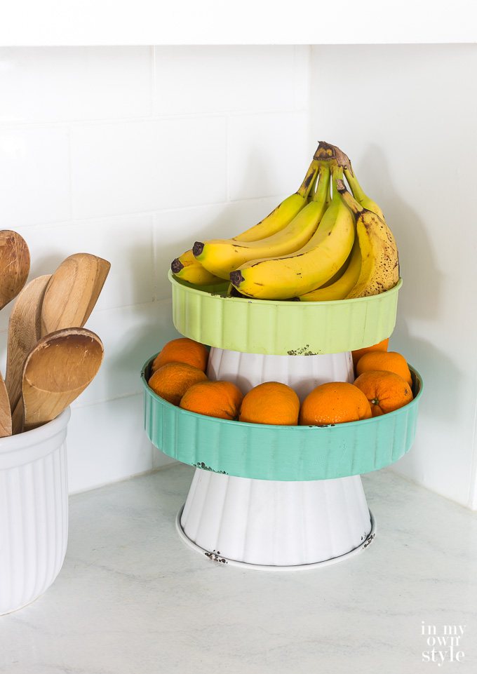 Trisha Yearwood Home Collection Metal Pedestal stands that can be stacked to create a a tiered stand.