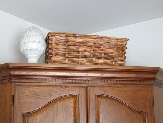 Top-of-hutch-lights