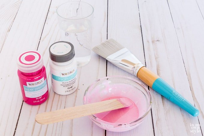 How to paint straight stripes with a paint brush