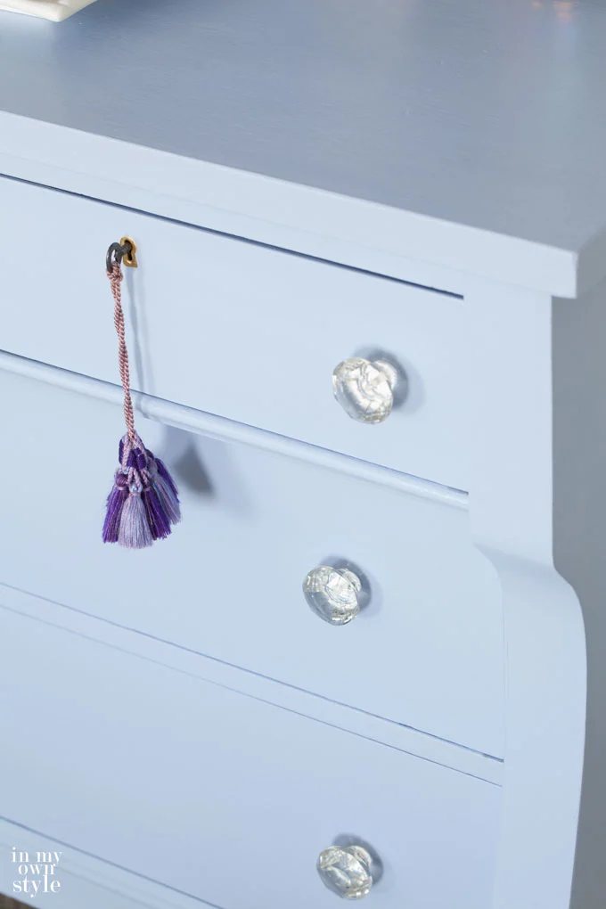 What Are The Best Topcoats & Sealers for Painted Furniture