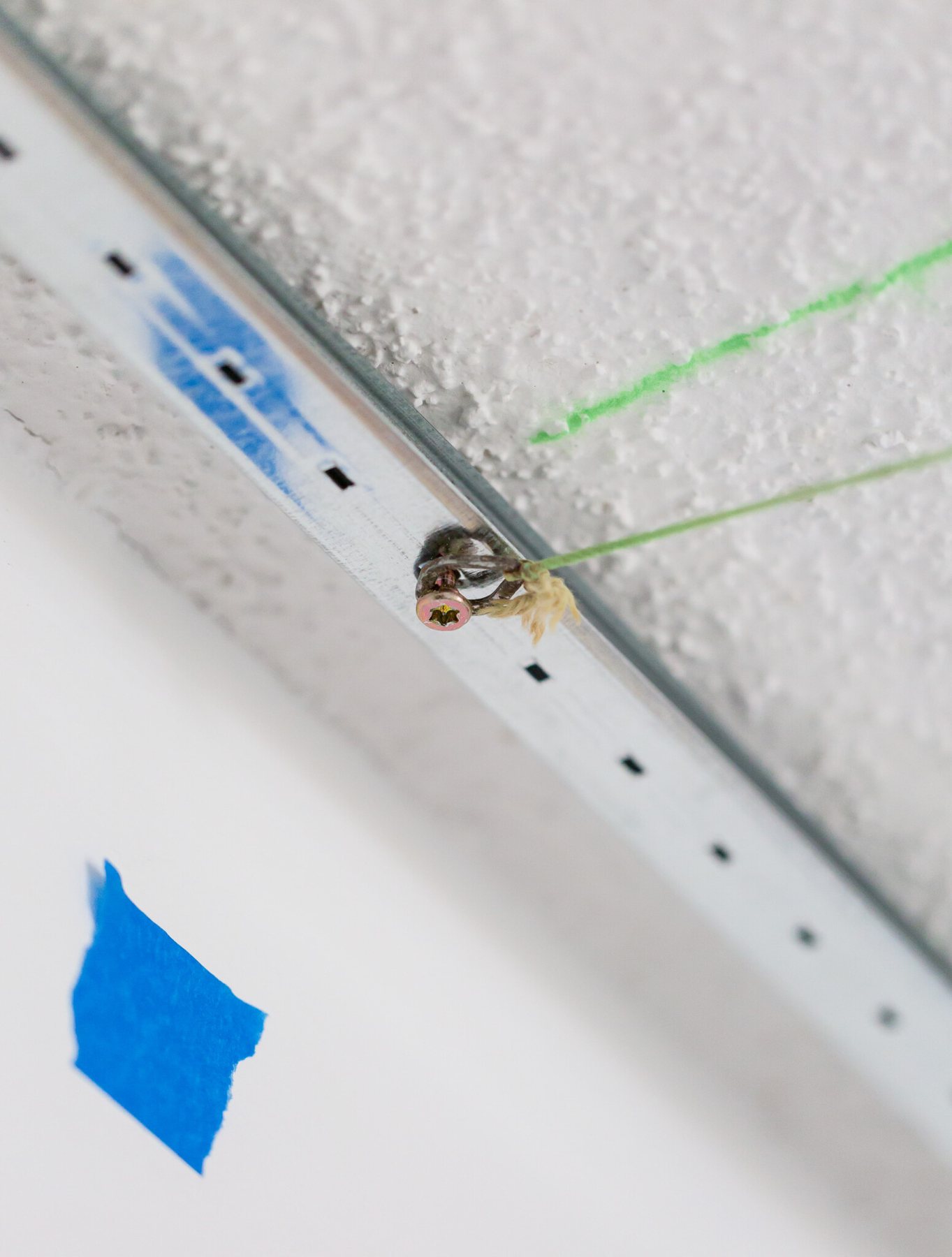 How to make a chalk line on a ceiling when installing Armstrong WoodHaven Easy Up Ceiling