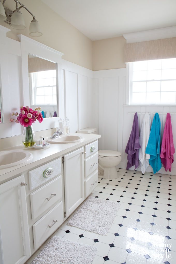 Bathroom decorating idea
