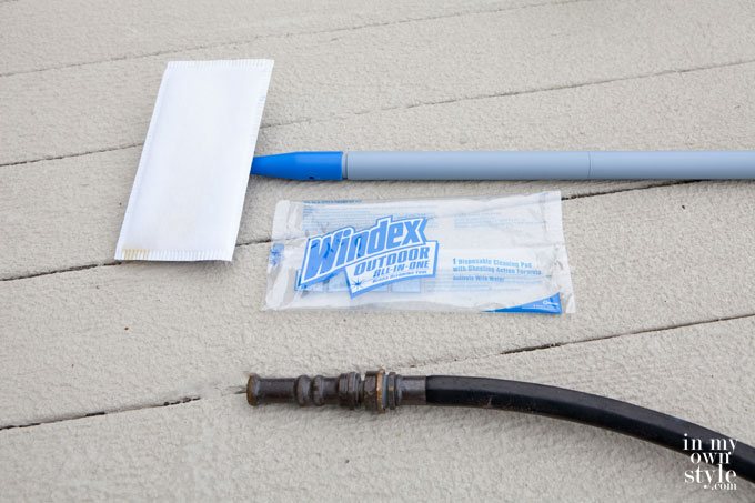 supplies-needed-to-clean-windows