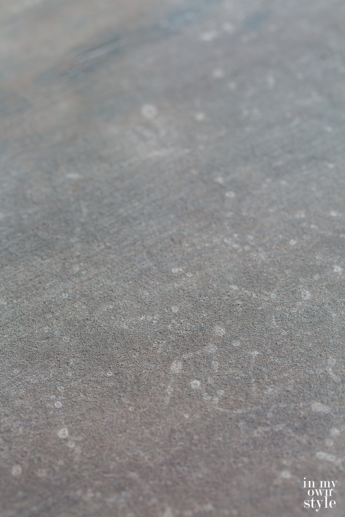 faux painted zinc up close