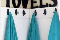 Guest Room Decorating Ideas: Creative Towel Displays