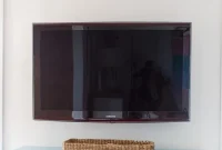 Perfecting Your Swivel TV Mount Setup and Invisible Cable Management