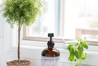 Craft Your Own Lifelike Topiary