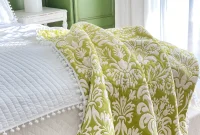 DIY Fabric Throw Blanket: So Easy, So Pretty