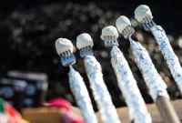Craft Your Own S’mores Roasting Sticks