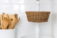 Crafting a Dual-Level Kitchen Storage Stand