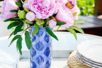 Easy Ways to Style Clear Glass Vases