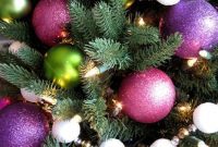Craft Your Own Snowball Christmas Tree Garland
